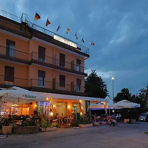 2* Hotel Primavera